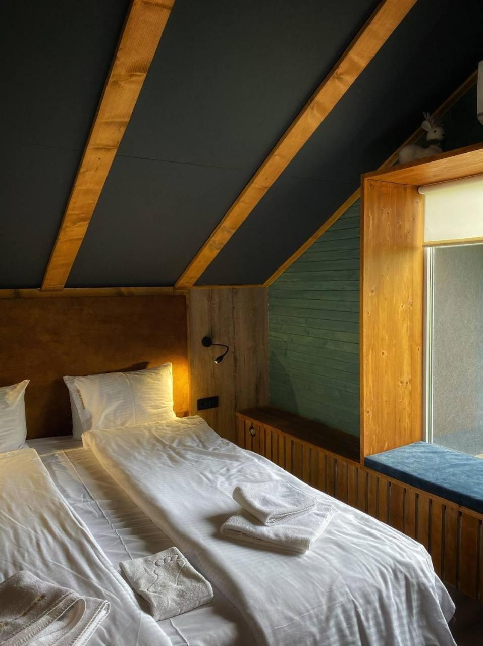 Villa Mishelter Myhowe Exterior foto